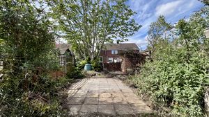 Photo 21- click for photo gallery